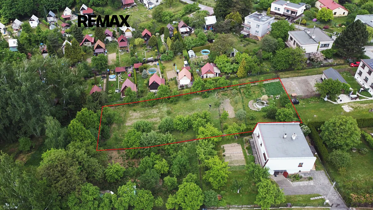 Prodej stavebního pozemku 1609 m²